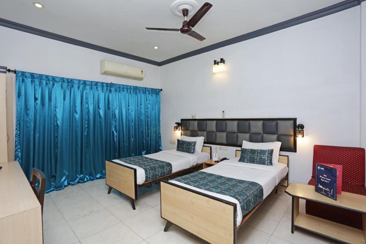Homely Raj Calcutta Buitenkant foto