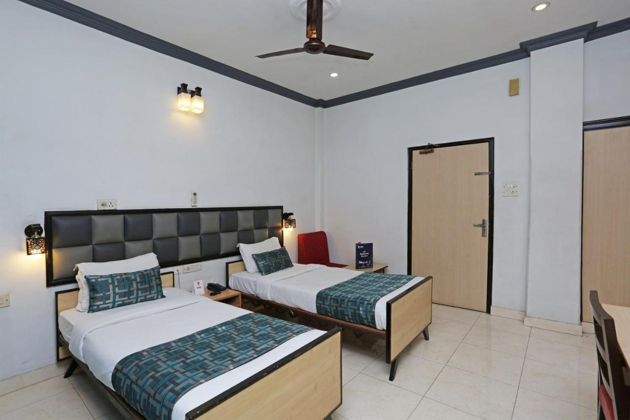 Homely Raj Calcutta Buitenkant foto