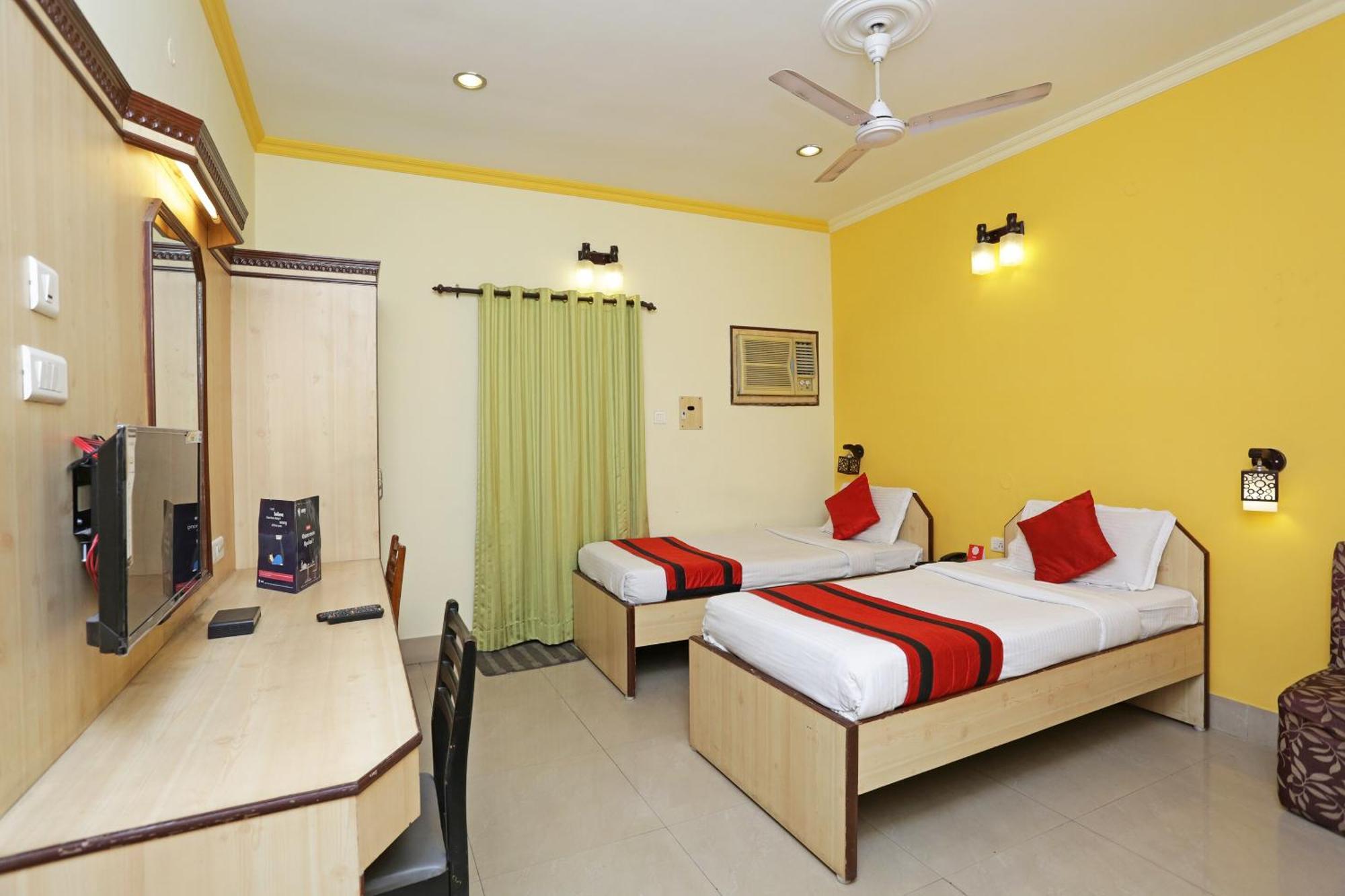 Homely Raj Calcutta Buitenkant foto